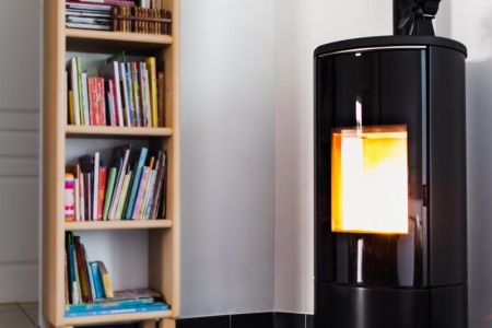 Poêle à granulés, économies et confort thermique pour votre maison